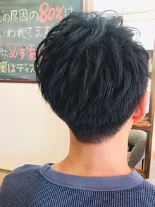 直毛でも柔らかい質感の束感ショート☆