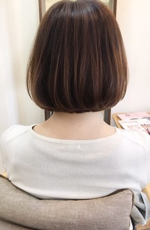 生え癖がポイントのまとまるボブ☆before&afterあり